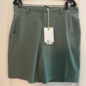 MENS FREE FLY Shorts // 32 waist // NWT // Green